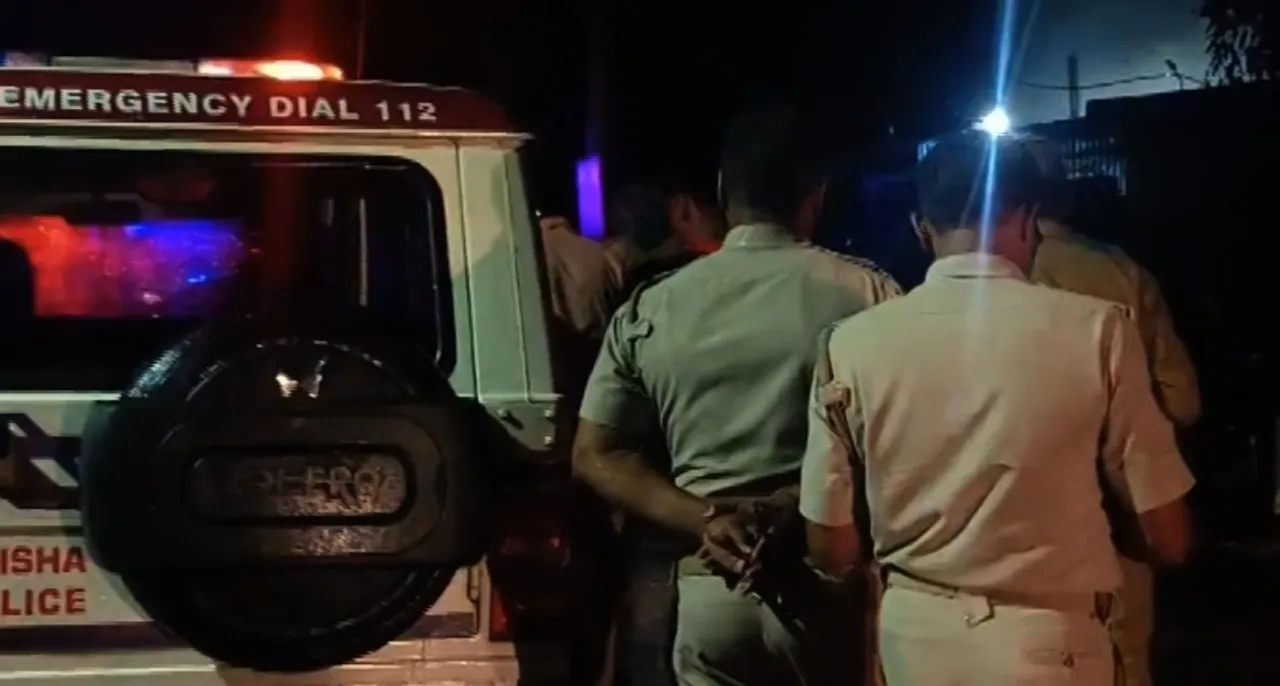 Assault on Bhubaneswar Police after harassment complaint by woman; multiple cases lodged