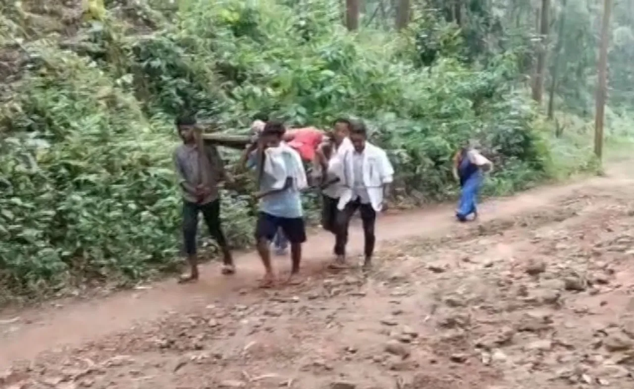Pregnant woman carried on cot for 2km due to lack of motorable road