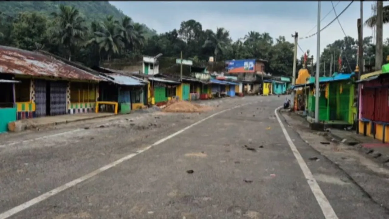 Local businesses bear the brunt of reconstruction delay at Kalinga Ghati