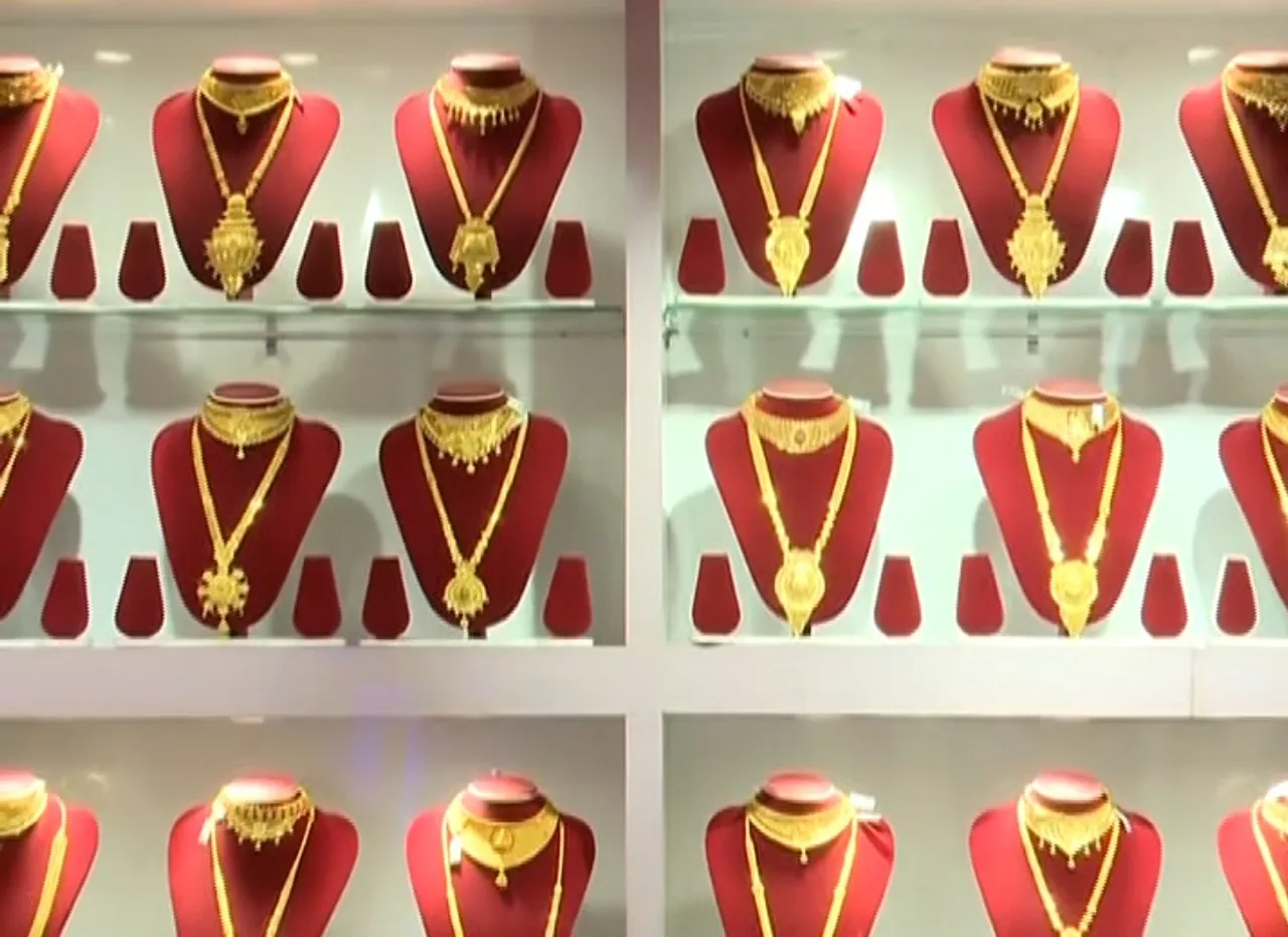 Dehradun village restricts women to wear only 3 pieces of gold during marriage