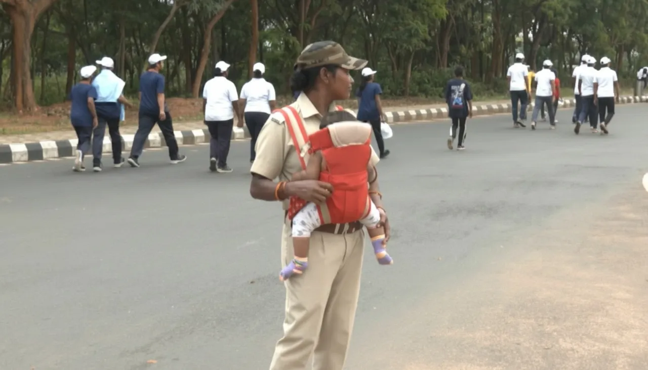 Brave Home Guard in Odisha balances duty and motherhood