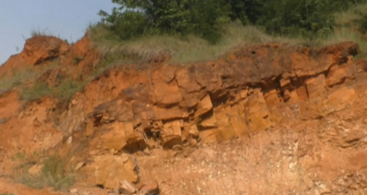 Large-scale blasting, stone mining by ‘morrum mafia’ alleged in Cuttack Banki; admin vows action
