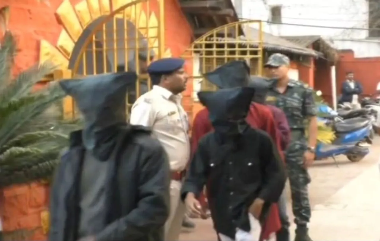 Major cyber fraud racket busted in Jharsuguda; 12 including 2 minors arrested