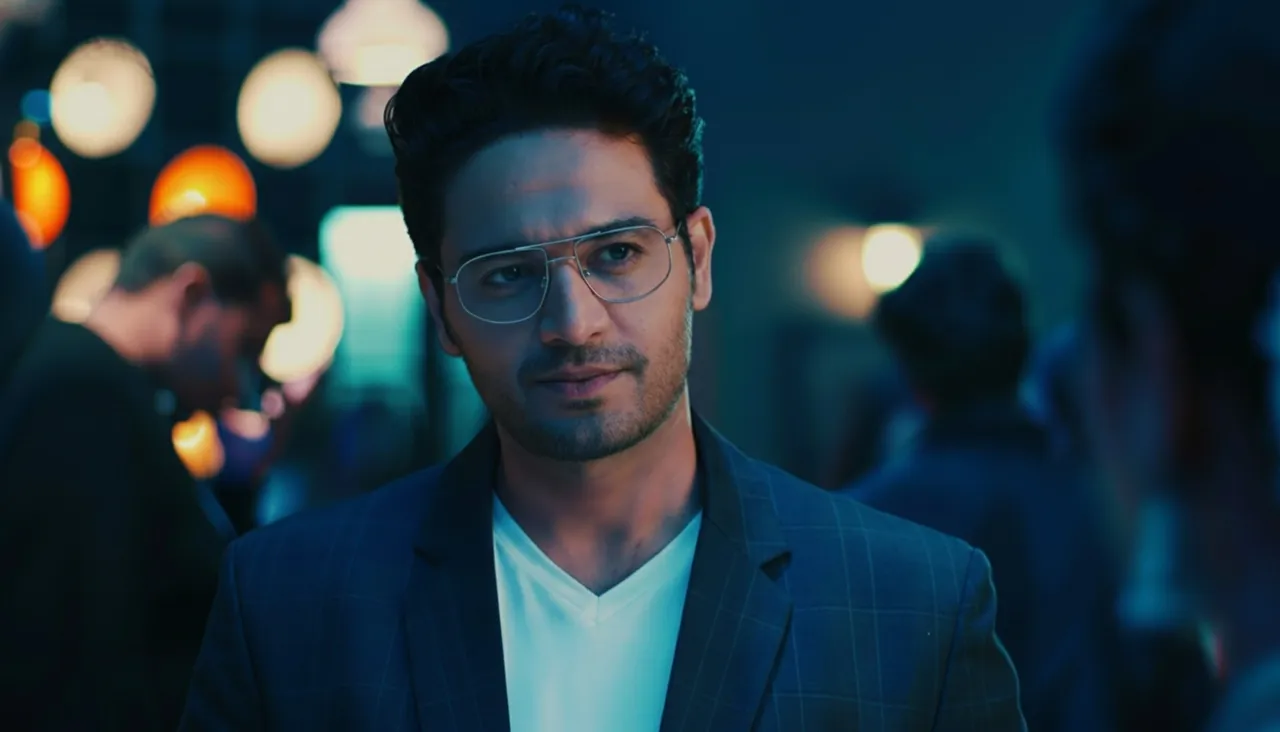 Gaurav Khanna as Anuj Kapadia