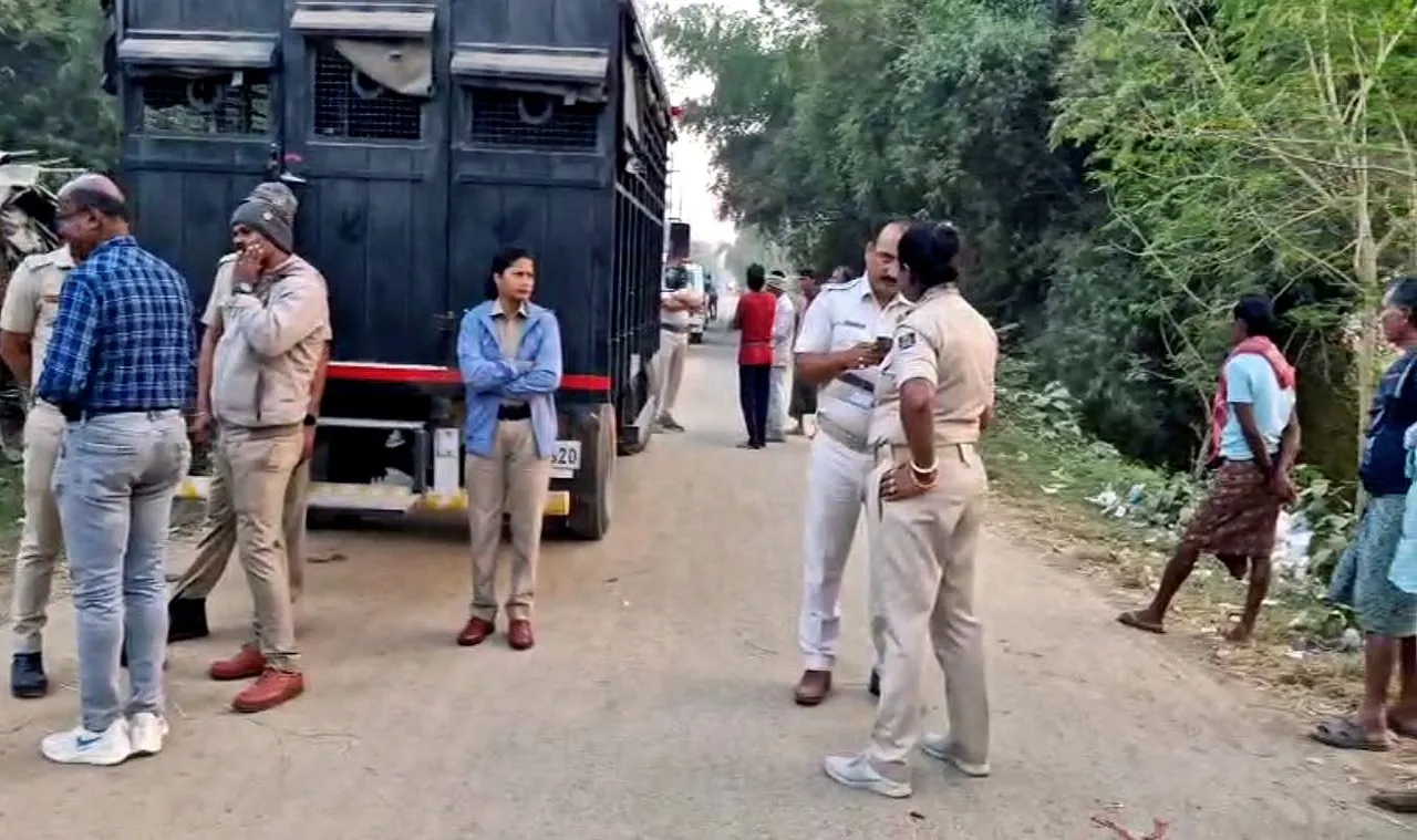 Sand mafias injure villagers after confrontation in Odisha’s Balasore