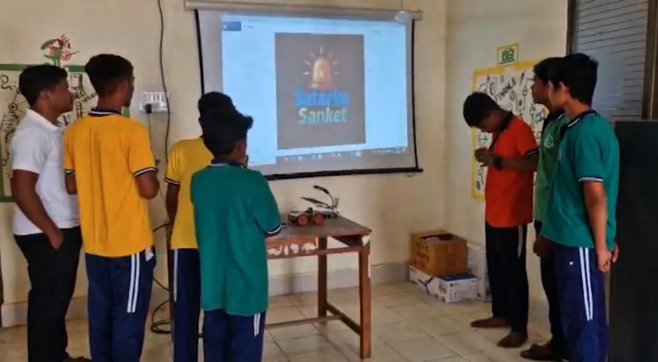 Mobile app to prevent road accident