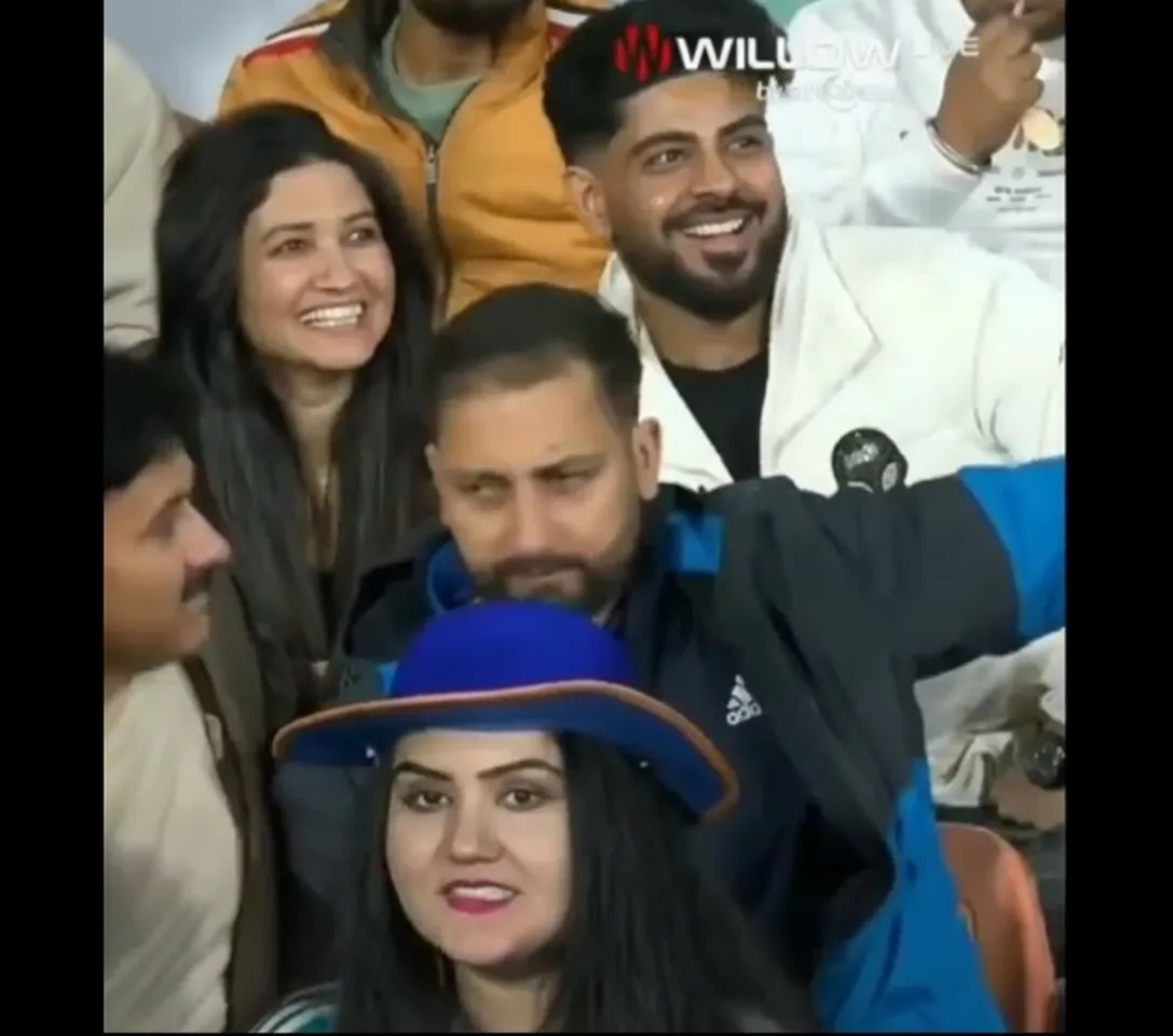 Cute couple’s kiss steals show during India–South Africa 2nd T20I, video goes viral