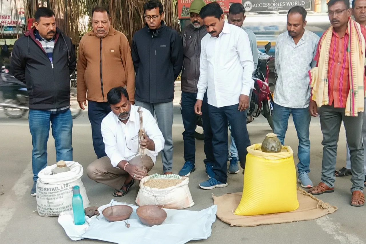 Odisha Paddy Procurement Crisis: Farmers Call For Sambalpur Bandh On December 19