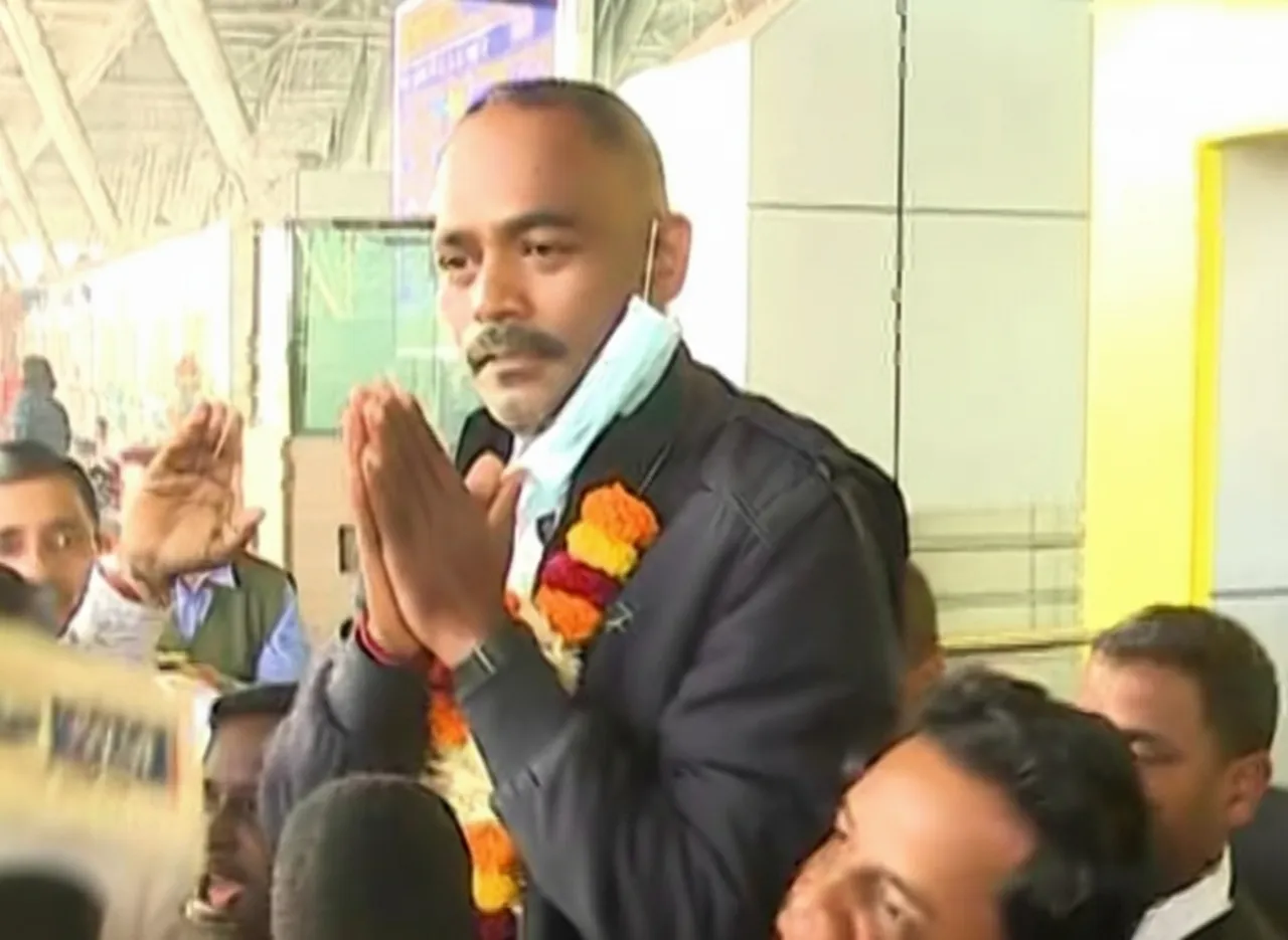 Diplomatic efforts lead to safe return of Odia youth from Sudan; CM thanks MEA