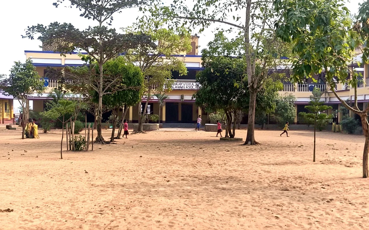 Student’s ‘suicide attempt’ at residential school: Mother accuses teachers of attempted murder in Puri