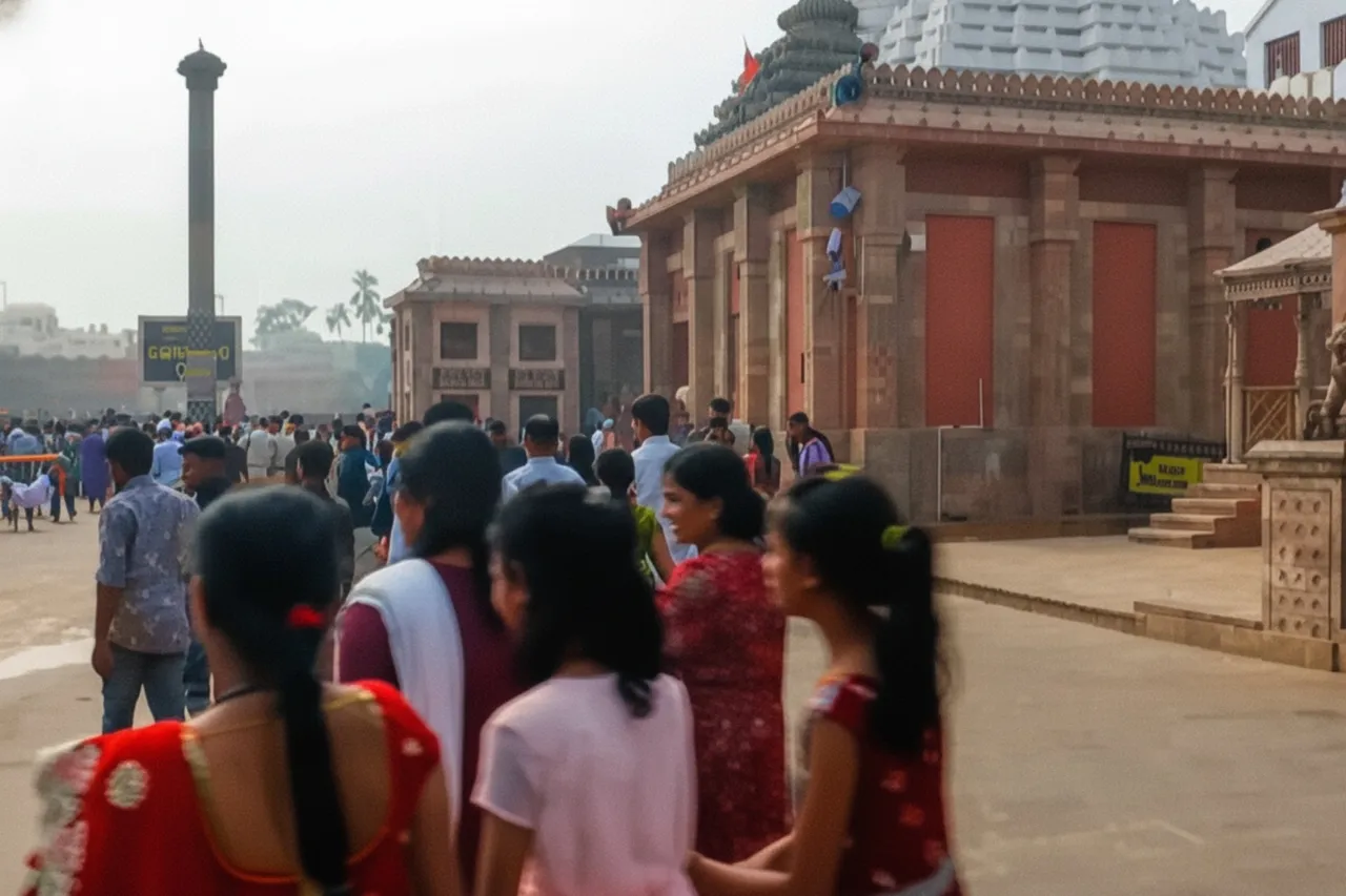 New Year rush builds up in Puri; pilgrims throng Srimandir; elaborate security in place