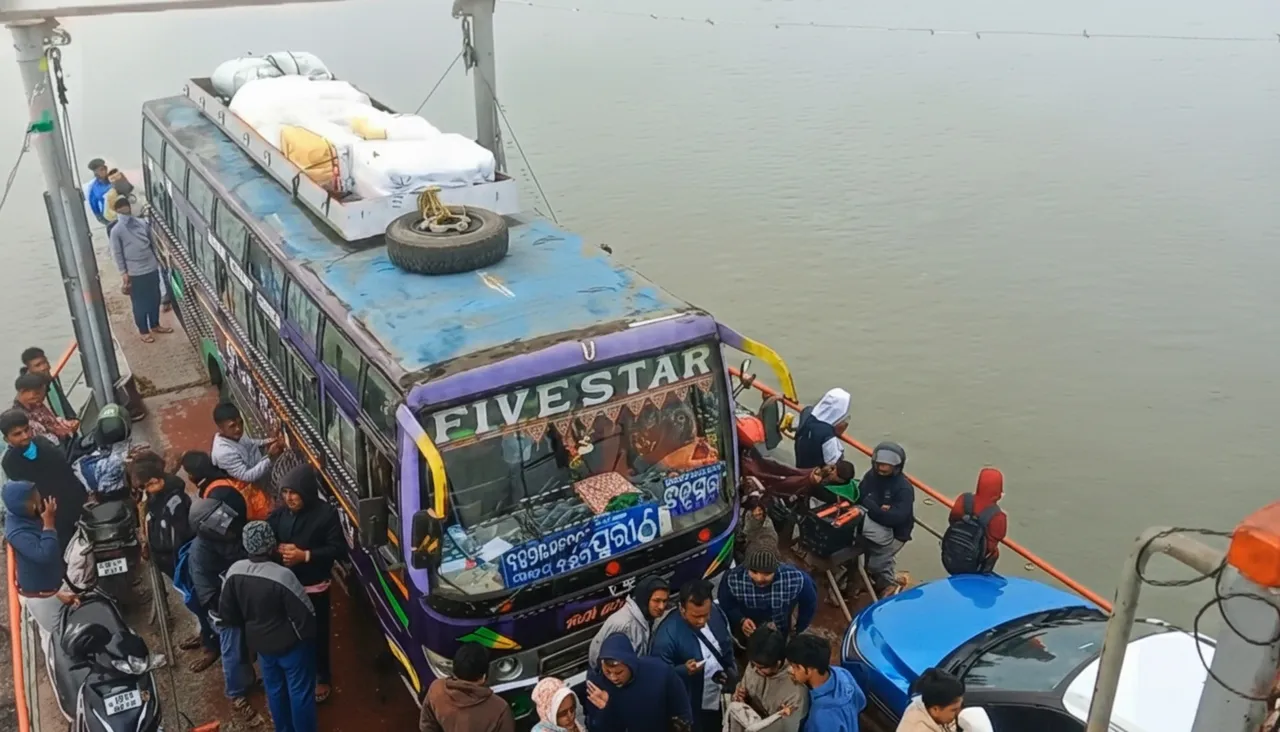 Boat services in Odisha’s Chilika Lake suspended till 11 am daily amid dense fog, fatal ferry incident