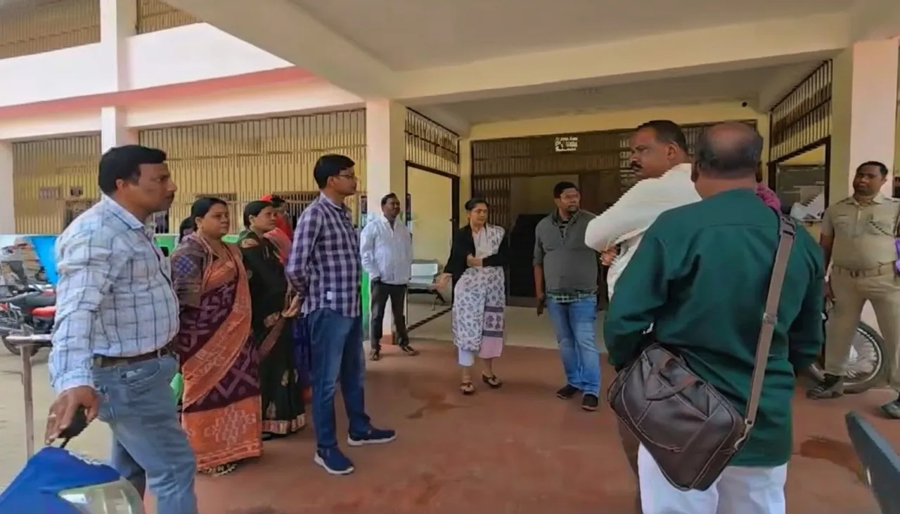 Councillors adjourn session midway