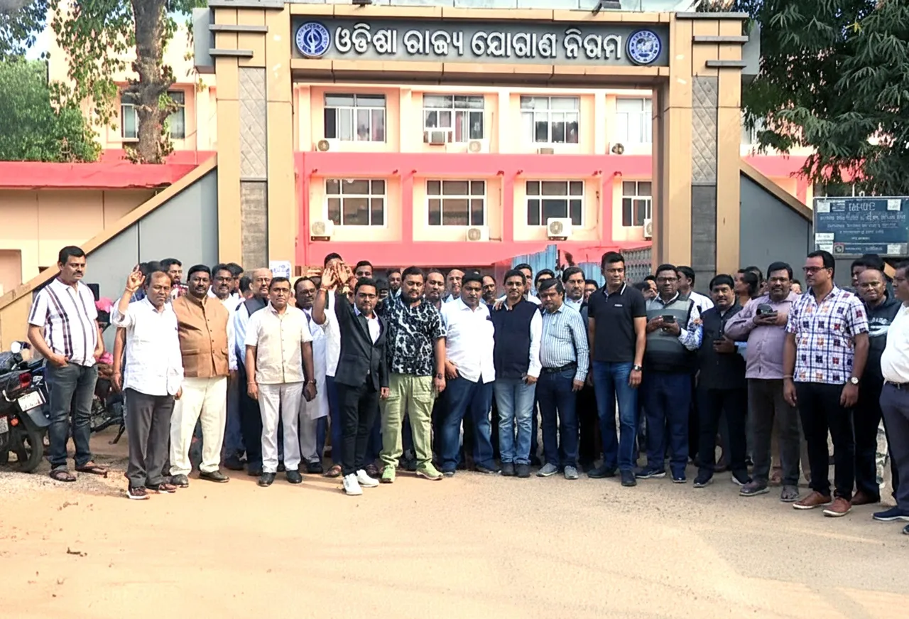 Miller stir disrupts paddy procurement in Odisha; Minister alleges external influence