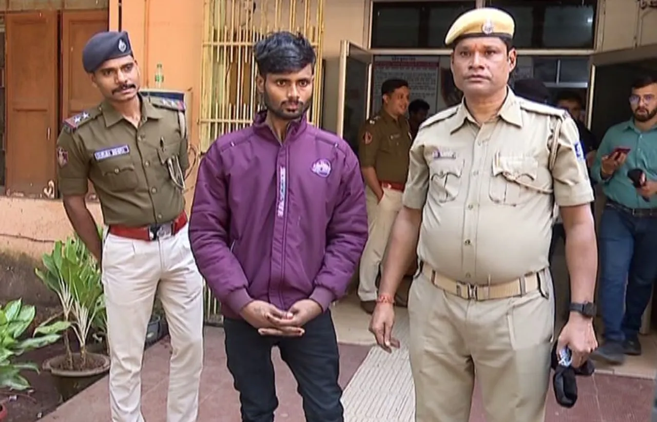 Bhubaneswar OLA cab driver abandons foreign-returnee, flees with diamond, gold jewellery