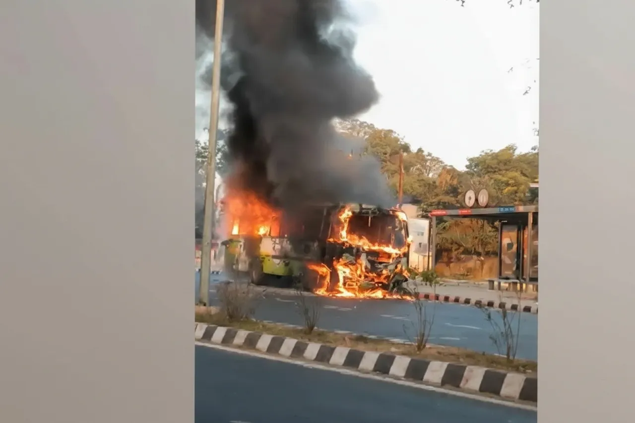 Ama Bus catches fire due to 'short circuit' in Bhubaneswar