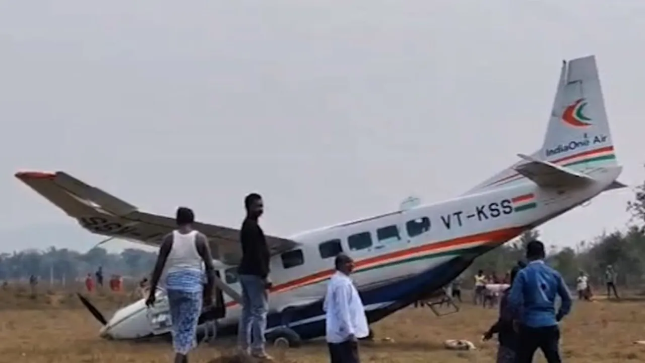 Small Aircraft Crashes in Rourkela, 6 Injured