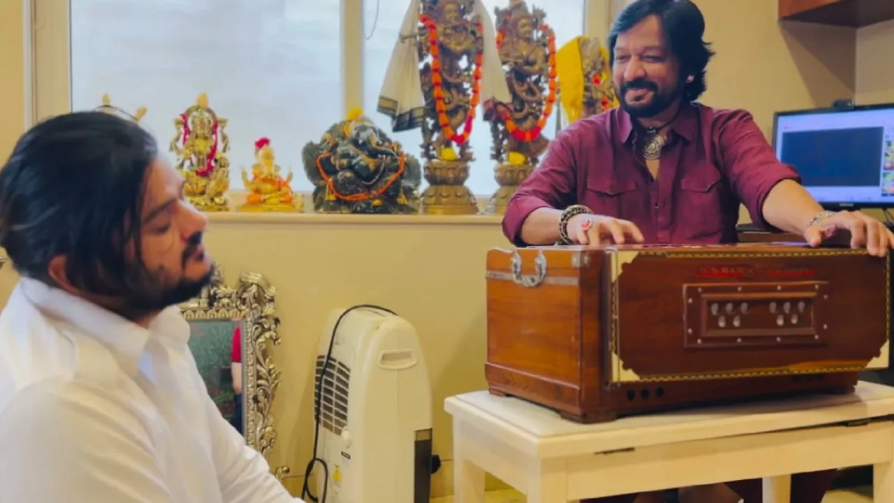 Border 2: Roop Kumar Rathod mentors Vishal Mishra on Jaate Hue Lamhon, fans can’t look away; watch