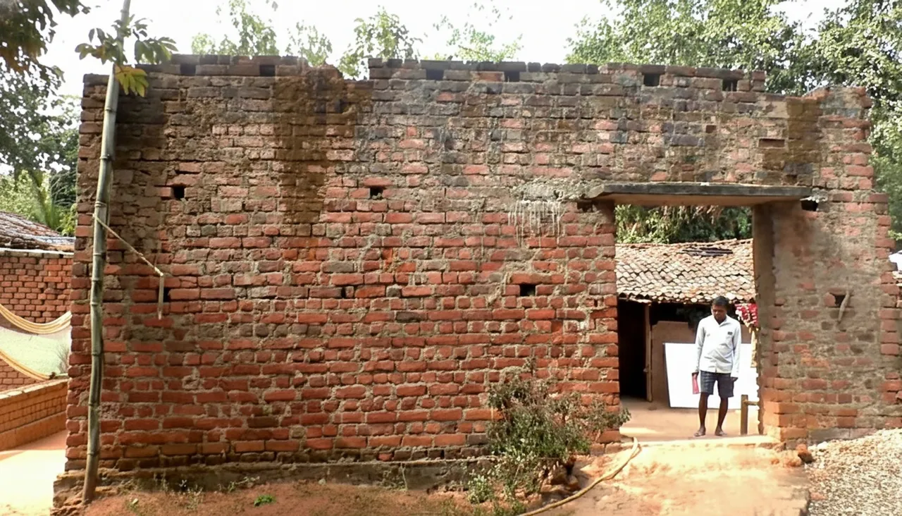 Another Odisha BDO ‘withholds govt benefits’ of defaulter Awas yojana beneficiaries