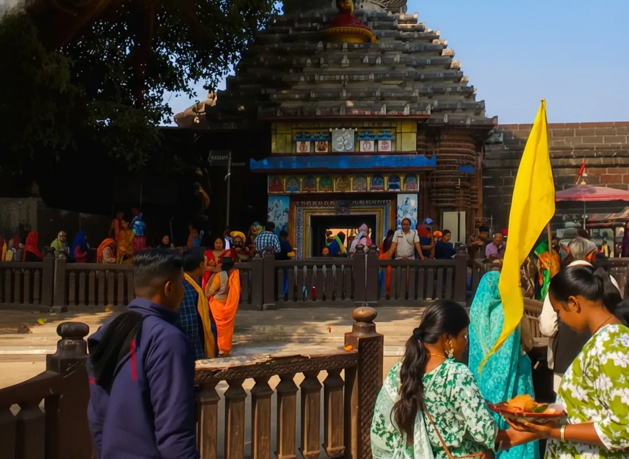 Bhubaneswar Lingaraj temple dispute escalates, complaint filed against executive officer