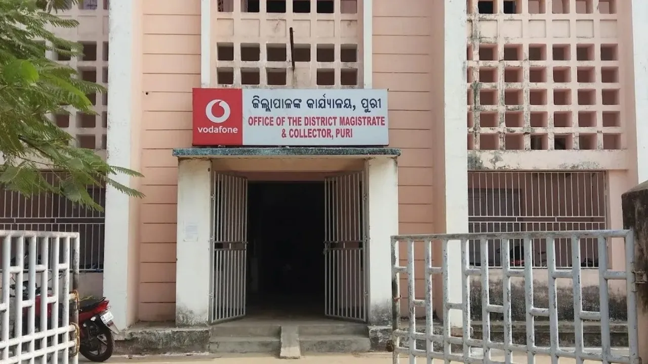 Salaries of 72 Headmasters withheld in Puri over non-submission of awareness camp reports