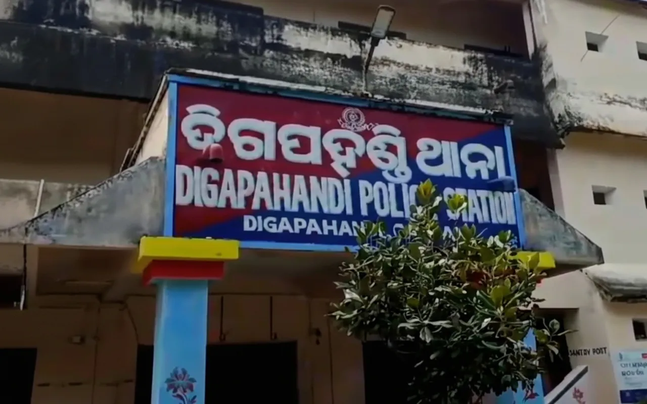 Newborn girl’s body found floating in Ganjam pond; Police launch investigation