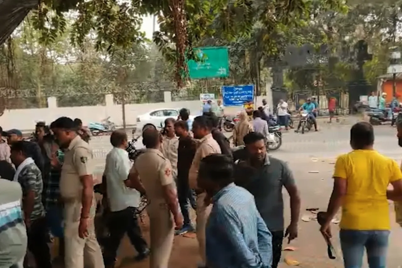 Suspicious death near Bhubaneswar IG Park