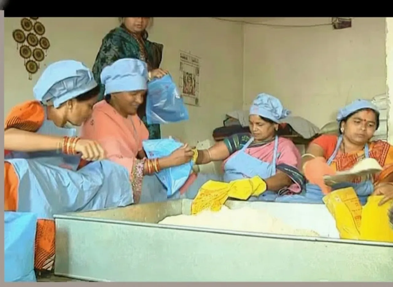 Mission Shakti women to receive smartphones; new dress code from Utkal Divas