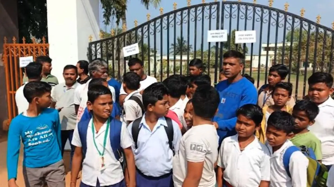 Students, parents lock school gate over HM transfer and mid-day meal issues in Puri