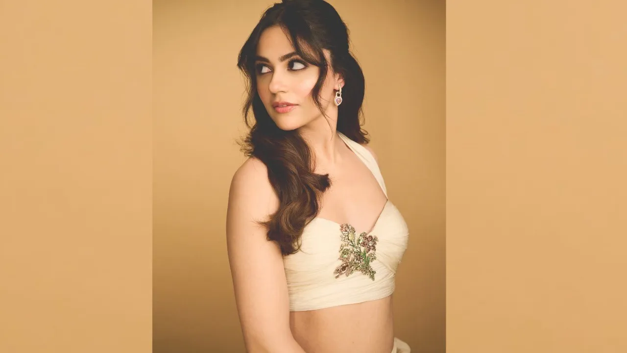 Aneet Padda’s latest pictures are proof Bollywood has found its next style sensation