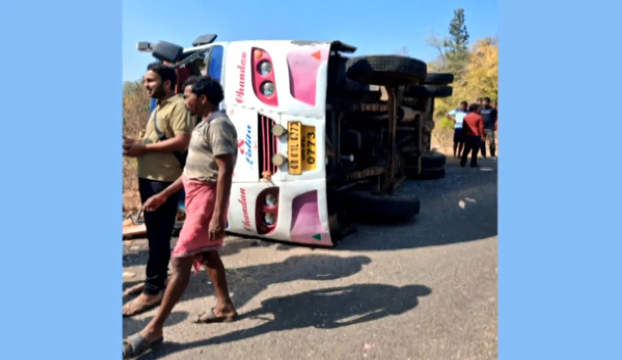 Jatra party bus overturns in Deogarh
