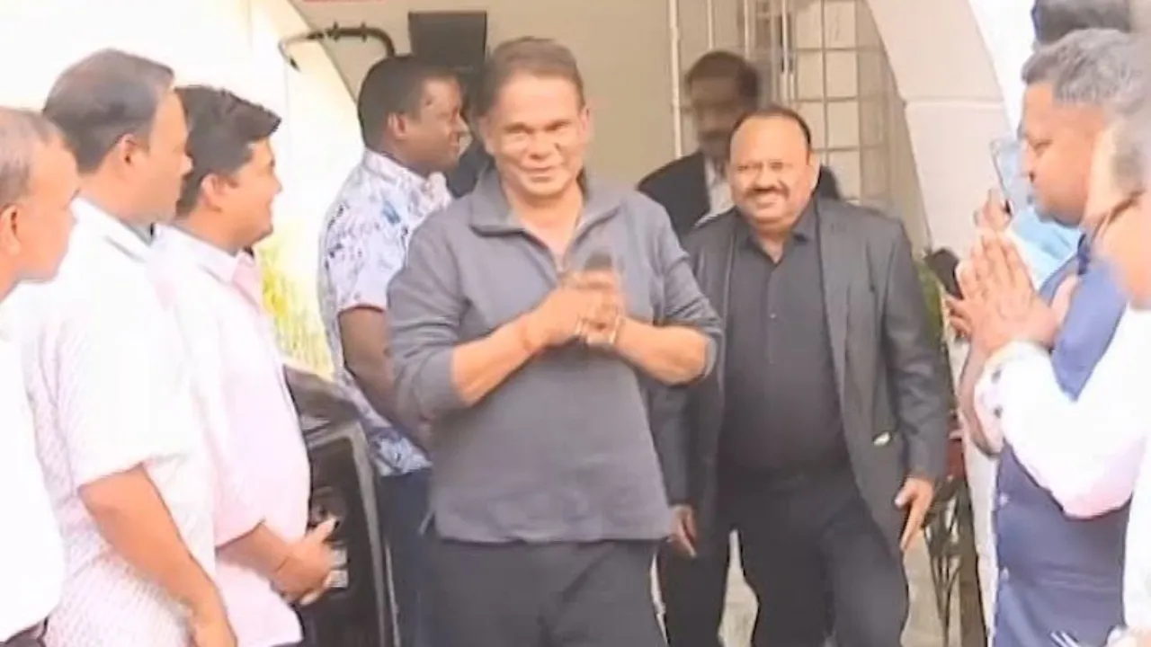 Senior political leader Dilip Ray