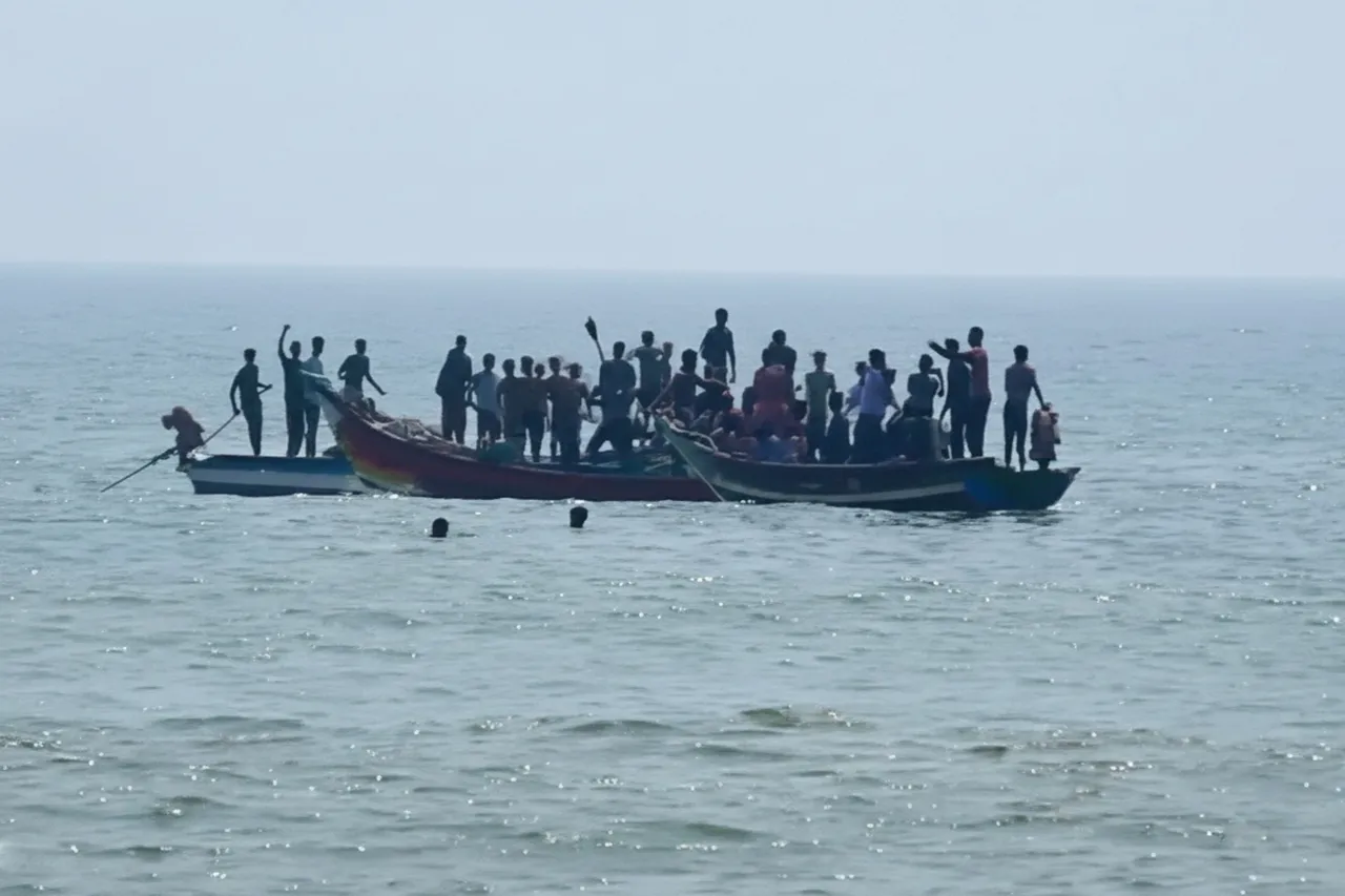 Uproar over dangerous stunts in Odisha’s Puri sea; video goes viral