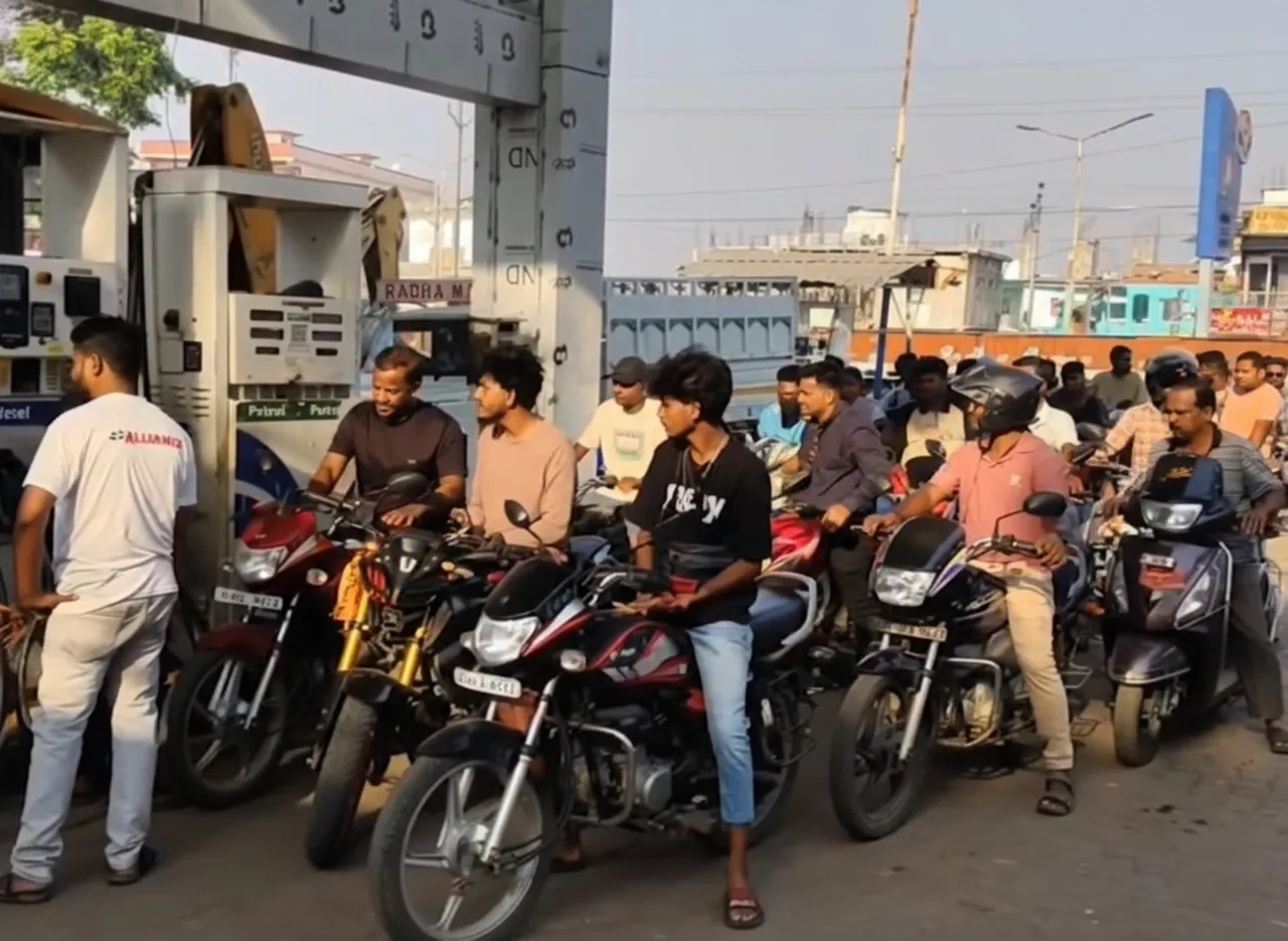 Israel-Iran war hits Odisha! Long queues seen at petrol pumps amid rumours of price rise