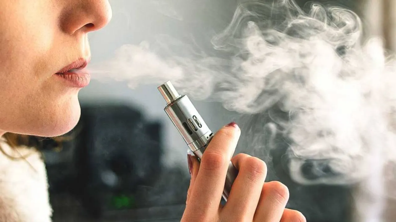 Long-term vaping may damage lung immune cells, warn researchers