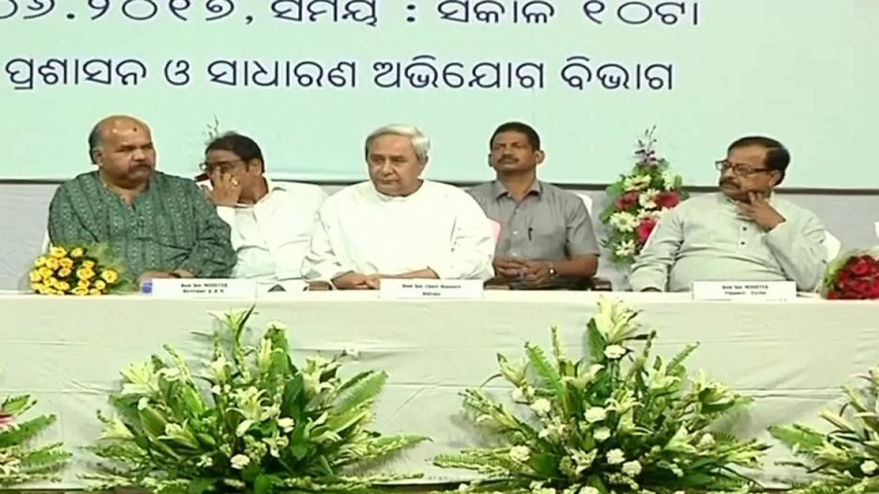 Naveen stresses on 3Ts formula at induction meet of fresh civil service officers