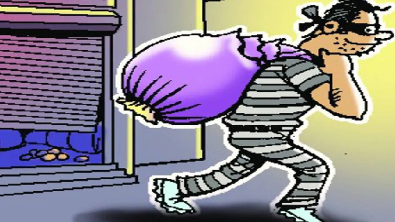 Loot at bizman’s house: Five arrested, jewellery worth lakhs seized