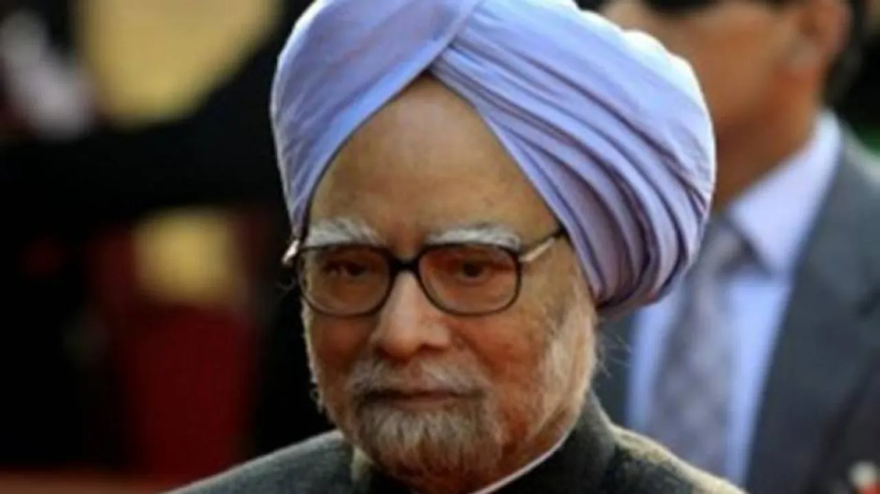 Manmohan asks Modi to apologize for 'falsehood and canards'