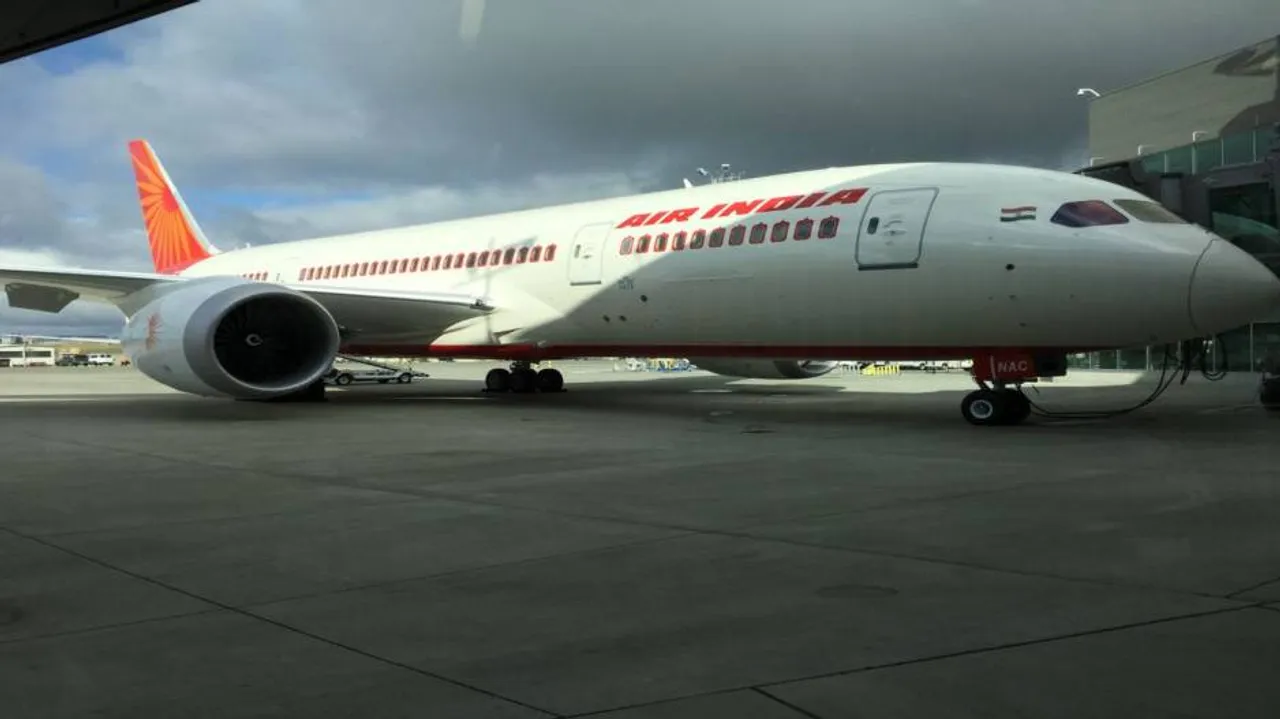 With no takers, Air India's divestment plan nosedives