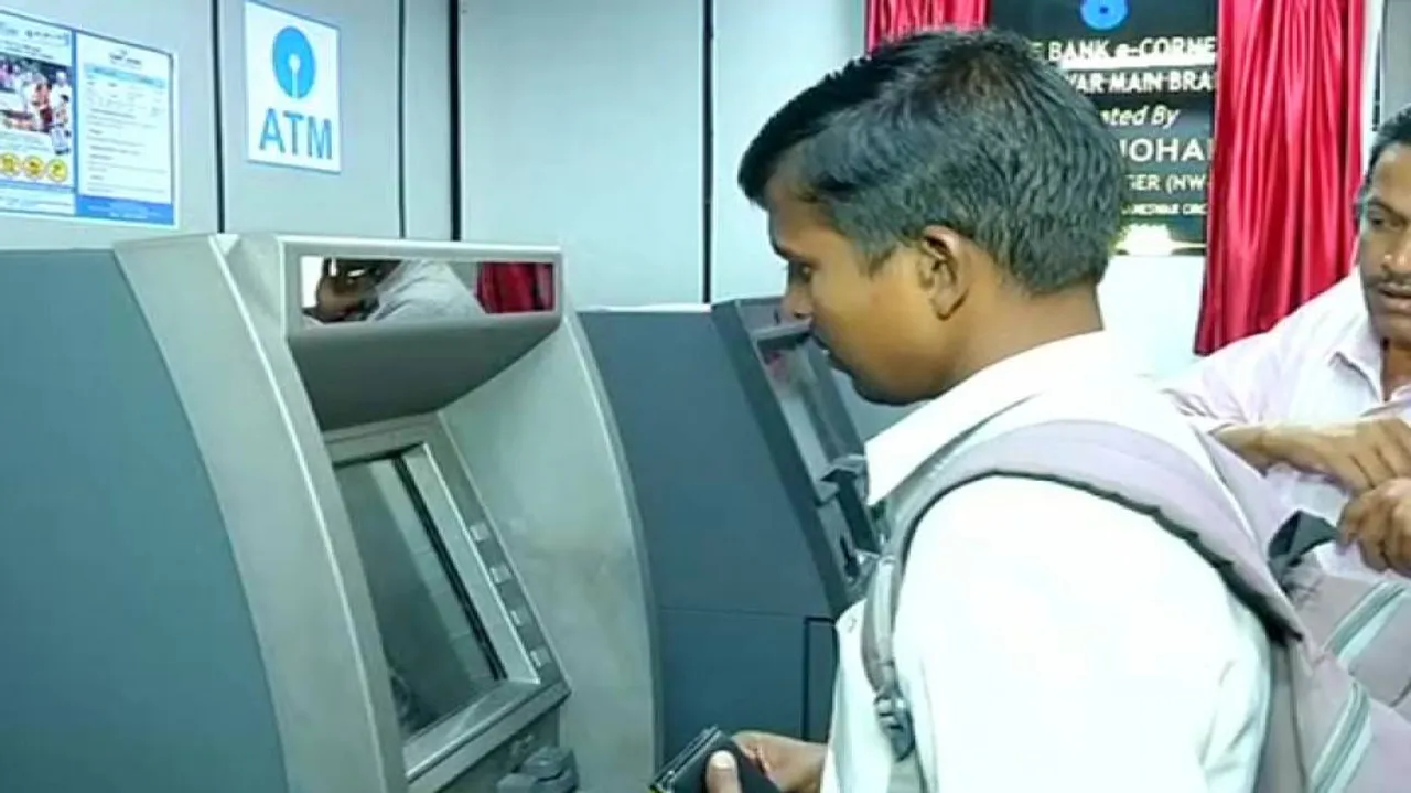 People face difficulties as many ATMs run out of money in Odisha
