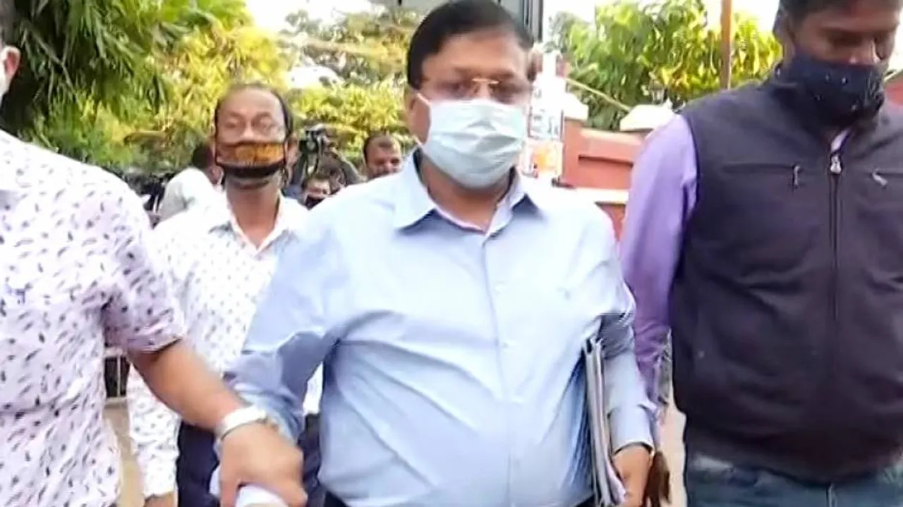 Crorepati IFS Officer Abhay Pathak, Son Arrested By Vigilance In Odisha