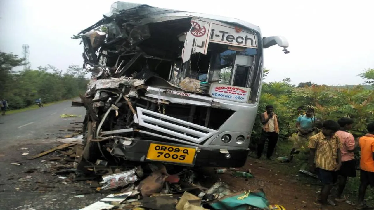 Three killed, 23 injured in road mishaps