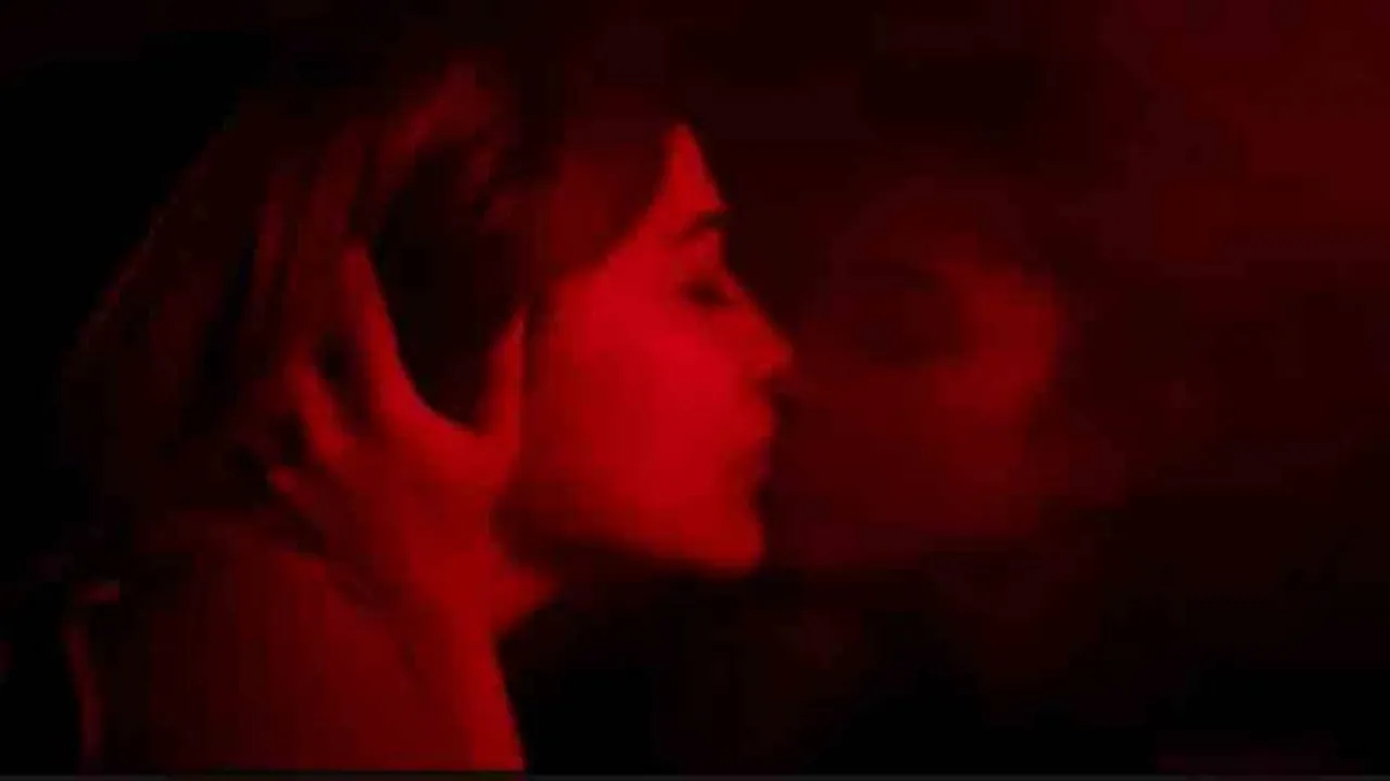 Amala Paul On Controversial lip-lock scene In Aadai