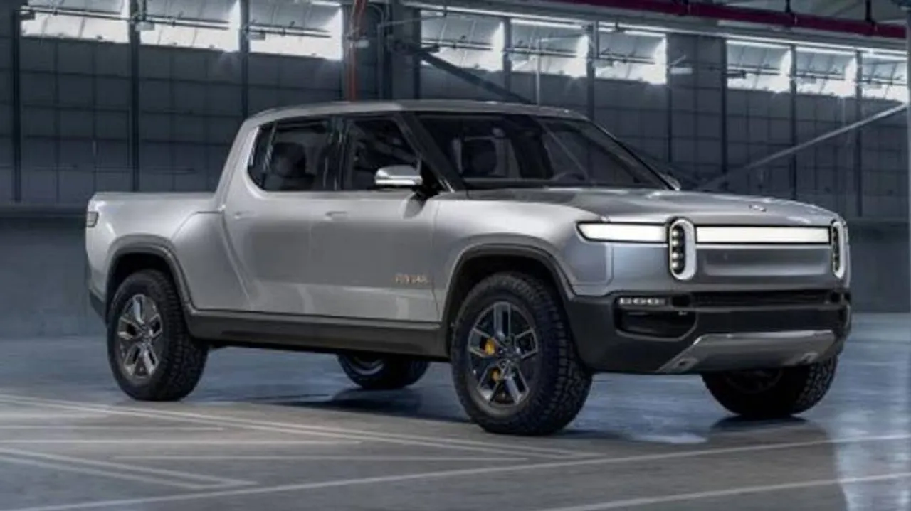 Amazon leads $700mn investment in electric truck startup