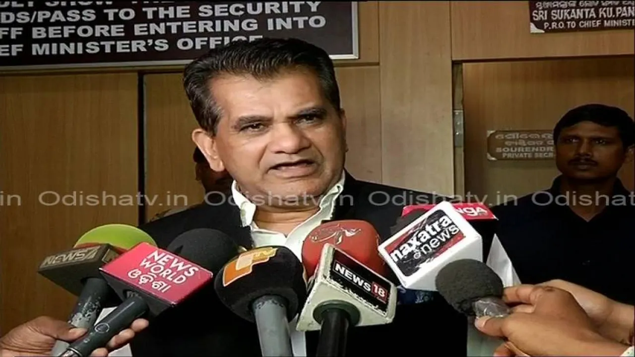 Niti Aayog CEO meets Naveen over CEZ status to Paradip, Dhamra ports