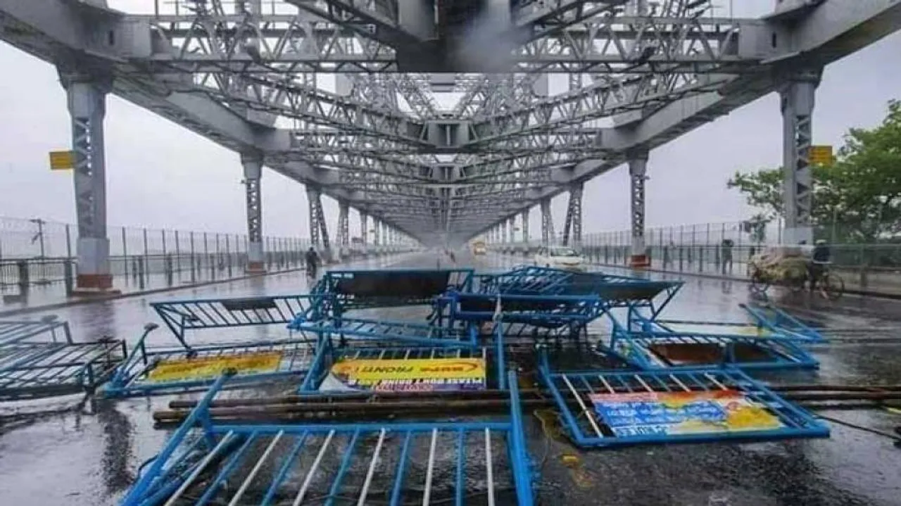 Cyclone Amphan Wreaks Havoc in West Bengal, Kills 72