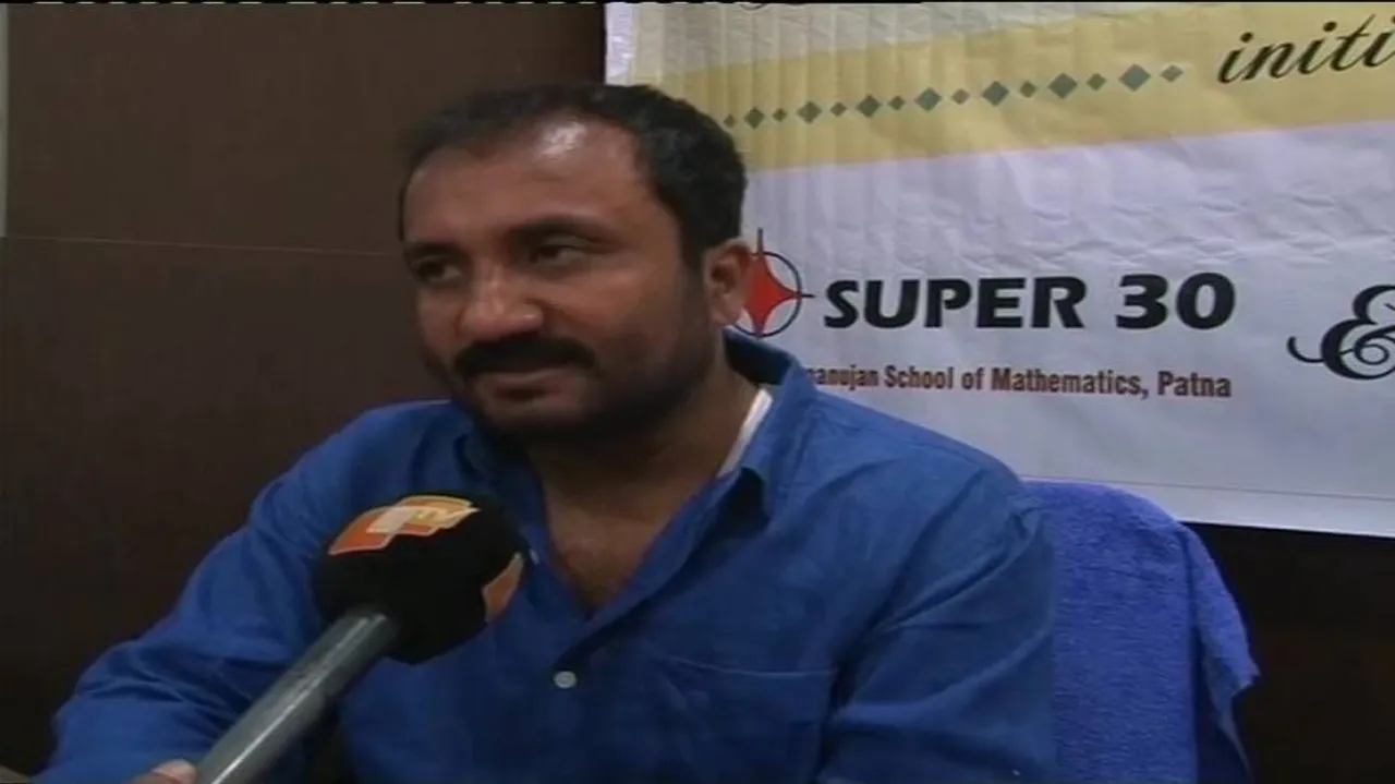 ‘Super 30’ to coach poor students in Bhubaneswar for IIT