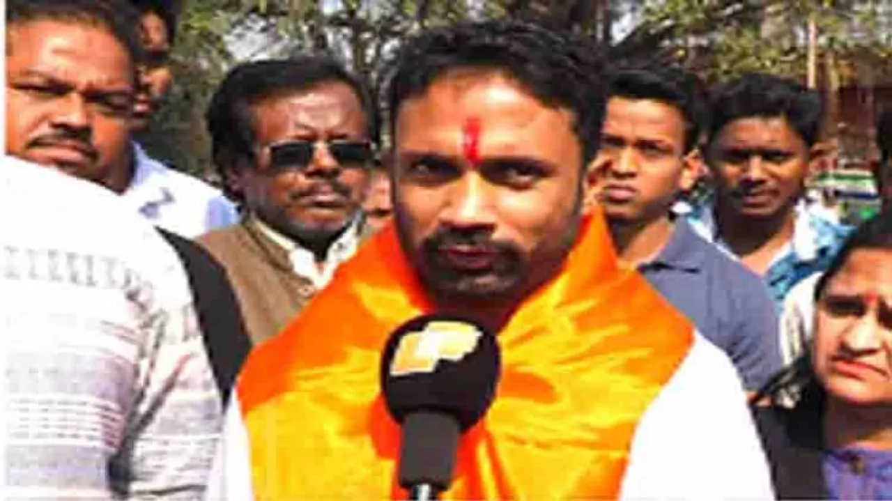 Baripada youth sets out on foot to Bhubaneswar for Alcohol-Free Odisha