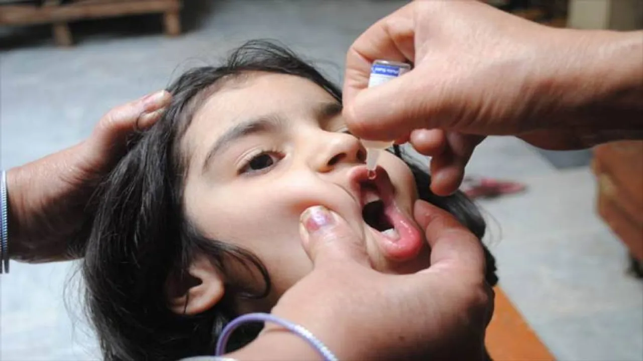Anti-polio campaign targeting 3.5 mn children begins in Pakistan