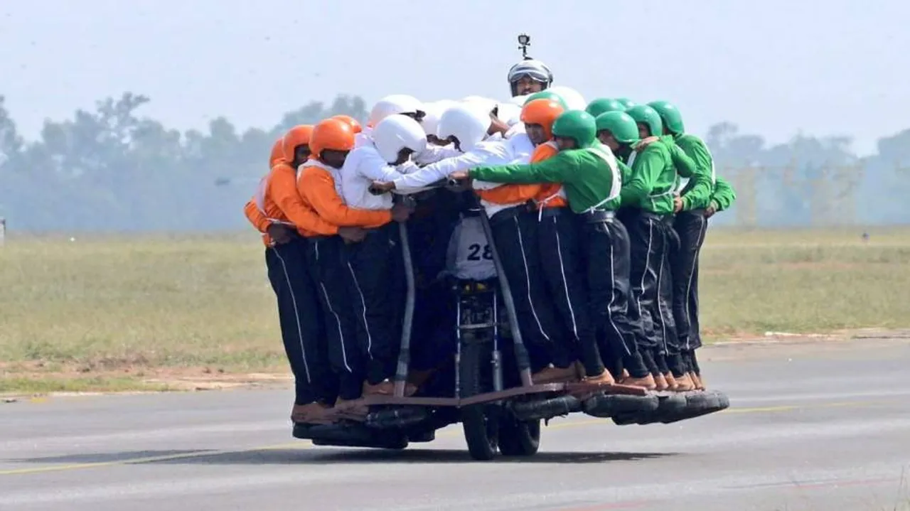 58 Army men ride bike in Bengaluru for world record